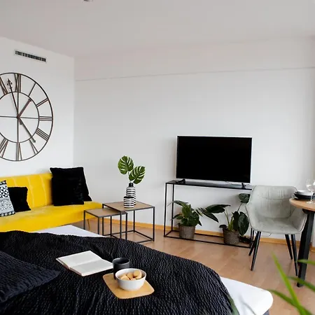 Tolles Apartment Mit Weitblick Ueber Augsburg Exterior photo